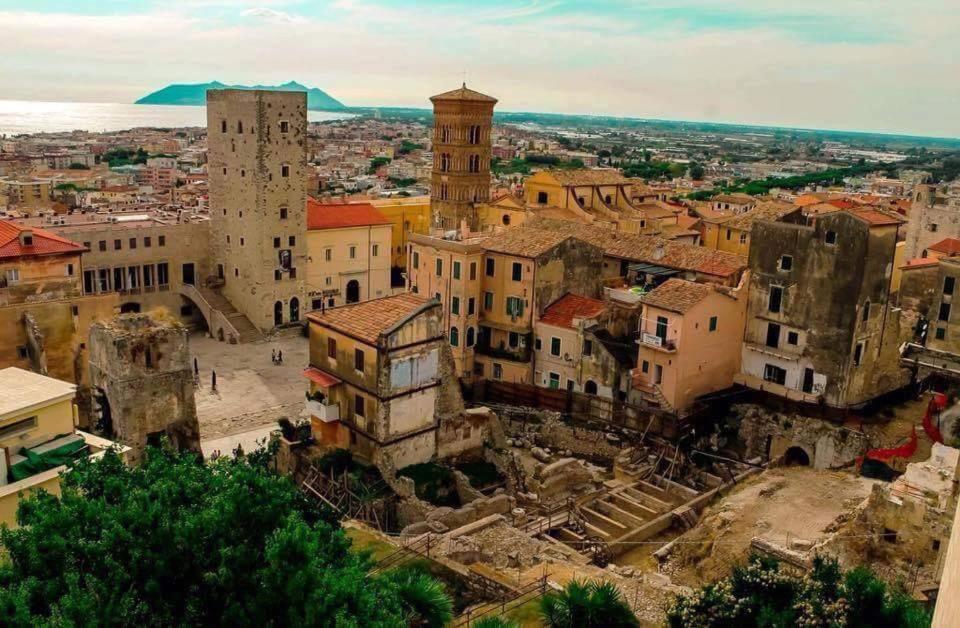 דירות טרצ'ינה Casa Vitelli - Centro Storico A Due Passi Da Tutto מראה חיצוני תמונה